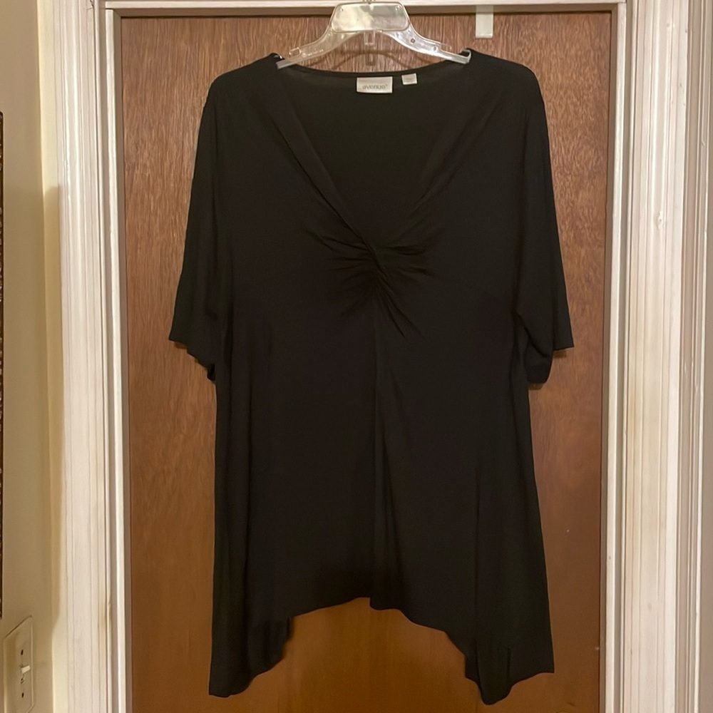 Avenue shark bite cinched front blouse - Picture 1 of 3